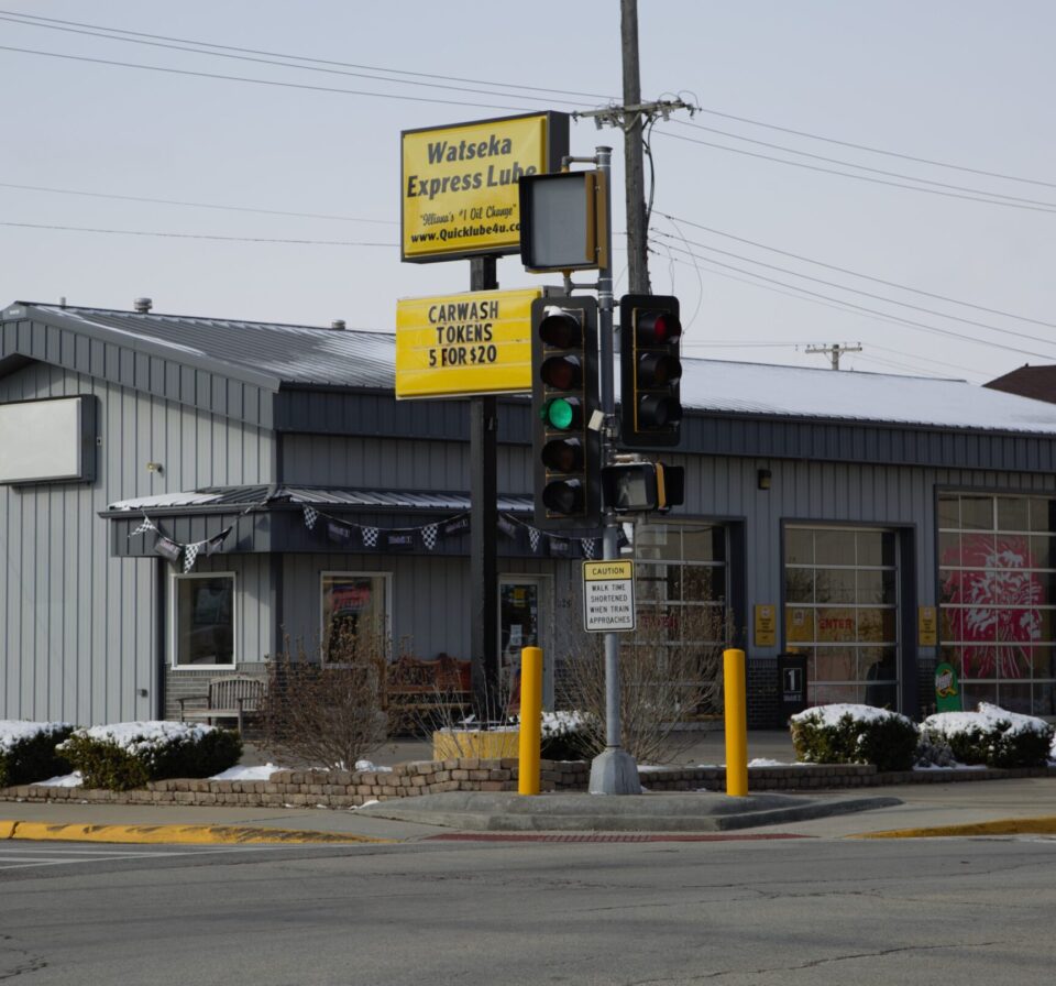 17 Watseka Express Lube